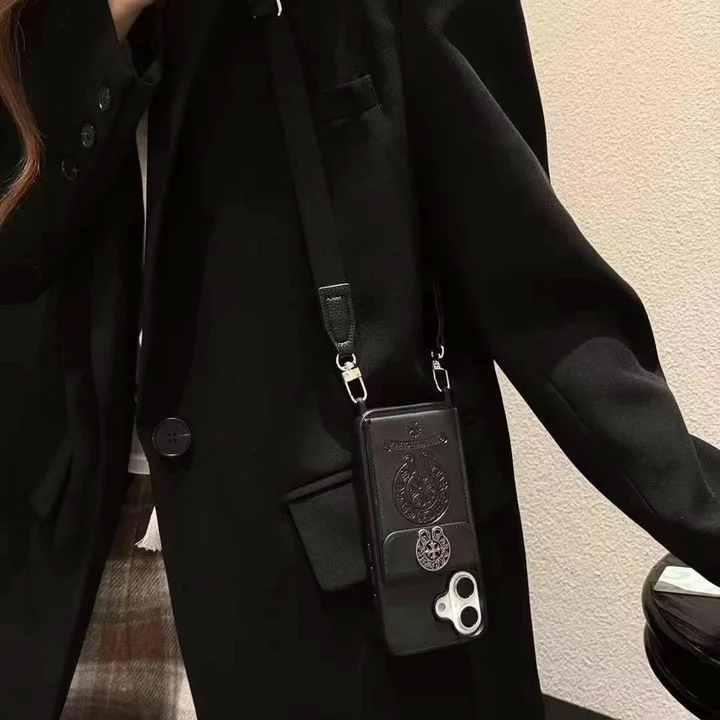 Chrome Hearts iphone18promaxケース 携帯ストラップ 2穴付き