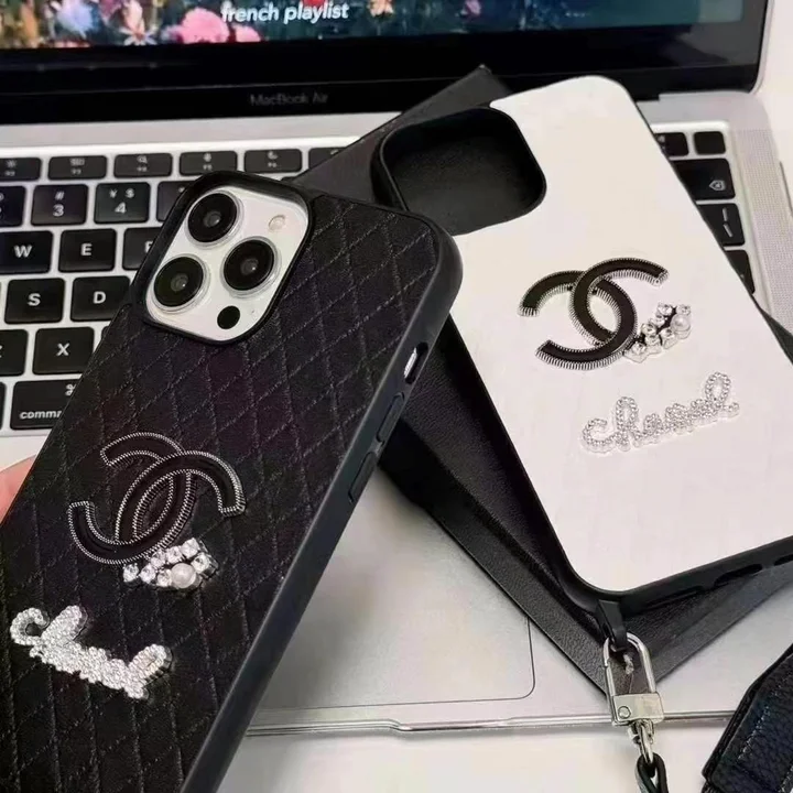 chanel iphone18proケース 黒