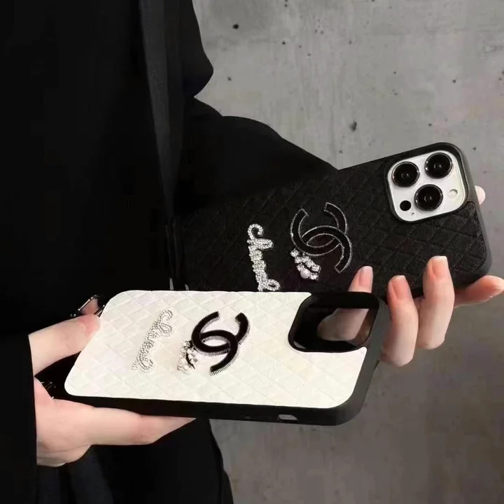 シャネル iphone18promaxケース 肩掛け 斜めがけ