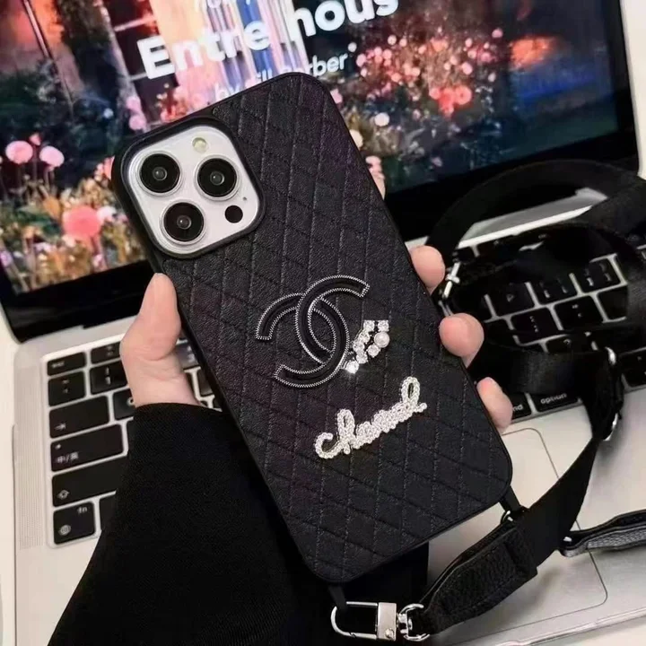 芸能人 chanel iphone18proケース