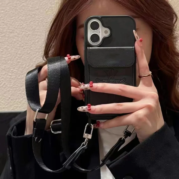 クロームハーツ ショルダー iphone18proケース ブラウン