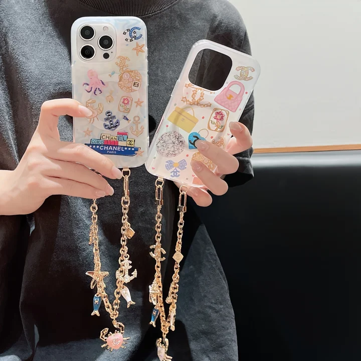 シャネル iphone18proケース チャーム チェーン付き