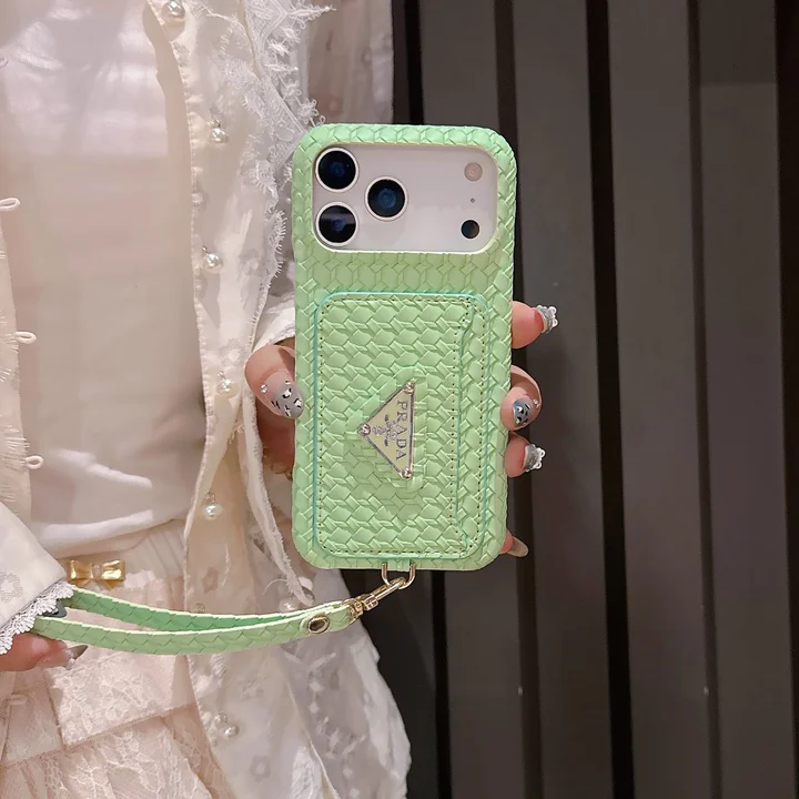 Prada 三角プレート iphone18proケース