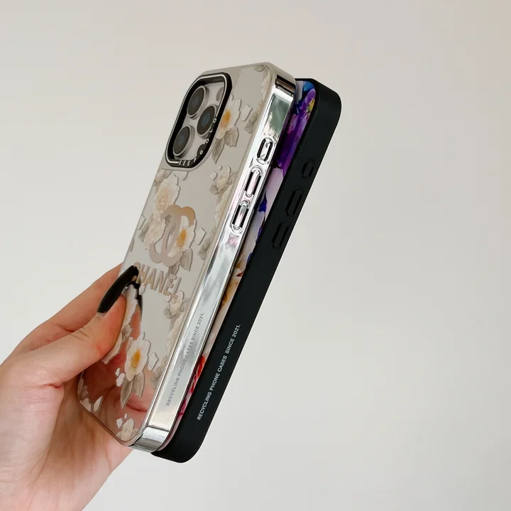 シャネルiphone18proケース ワイヤレス充電対応