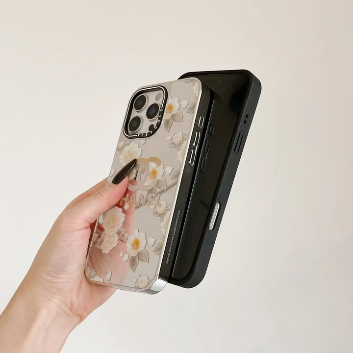 シャネルiphone18proケース ワイヤレス充電対応