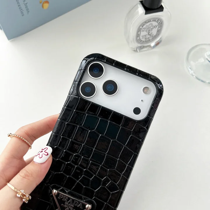 プラダ iphone18pro携帯ケース レンダリング レザー