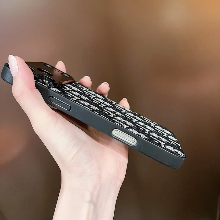 ディオール iphone18proケース おすすめ