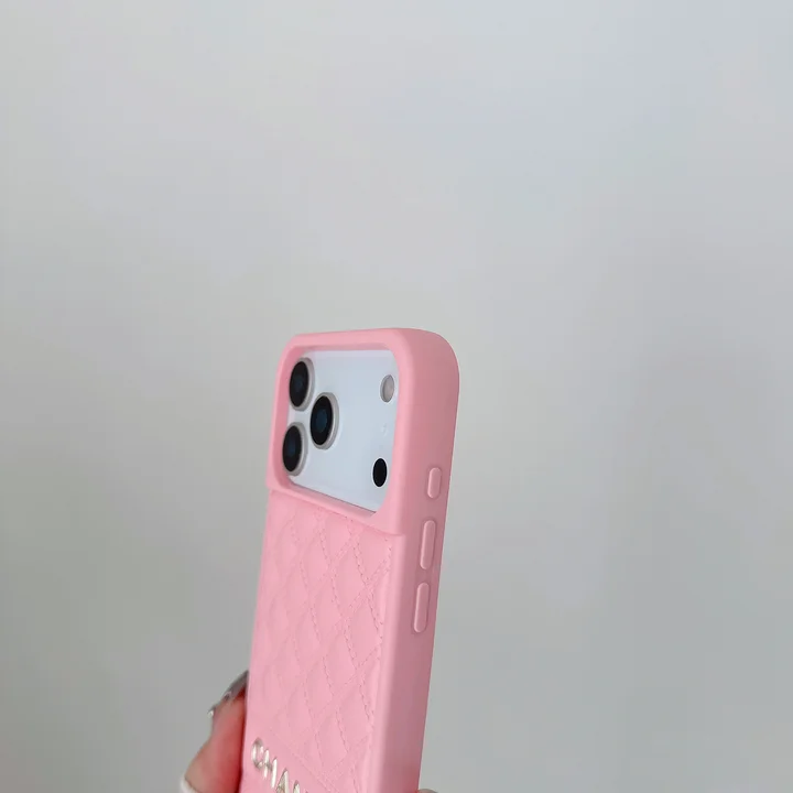 芸能人 chanel iphone18proケース