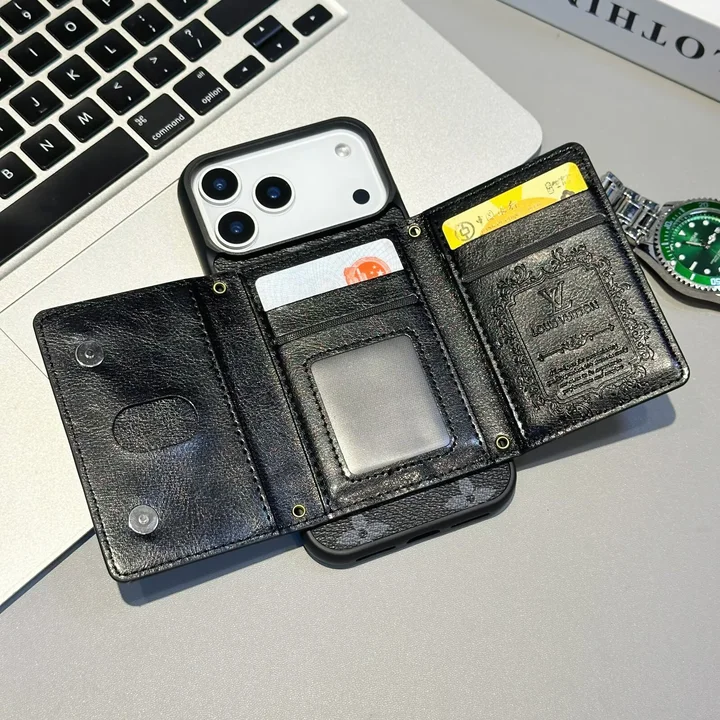 GUCCI iphone18proケース 背面 3つ折り財布