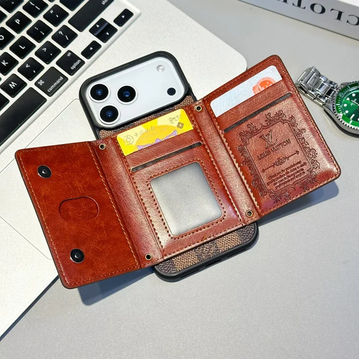 GUCCI GGスプリーム iphone18proケース カード収納