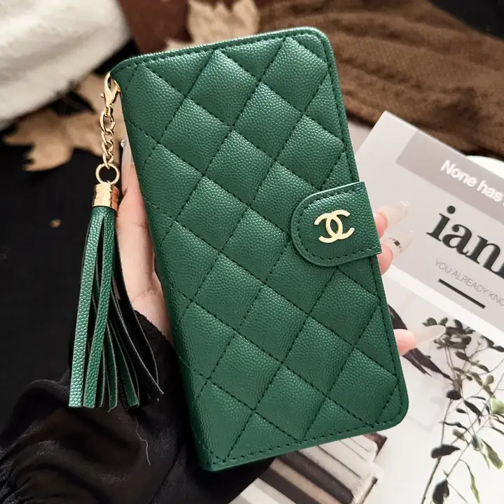 chanel iphone18promax 手帳型カバー