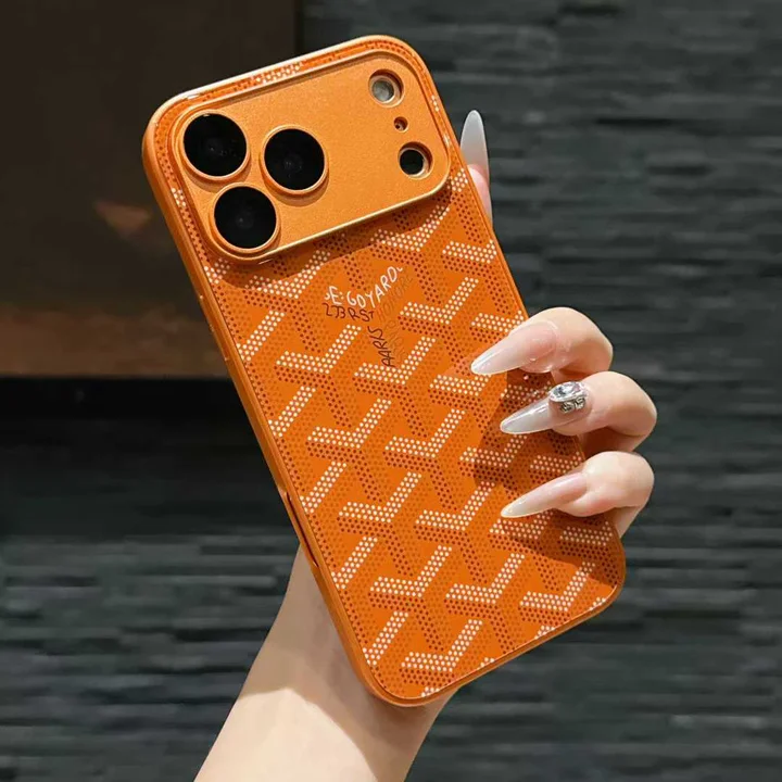 ゴヤール レンズ保護 iphone18proケース