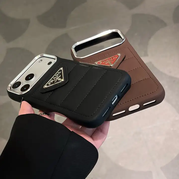 プラダ iphone18pro メタル レンズ保護ケース