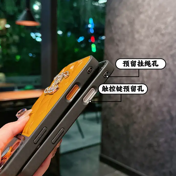 chanel iphone18proケース キラキラ CCロゴ