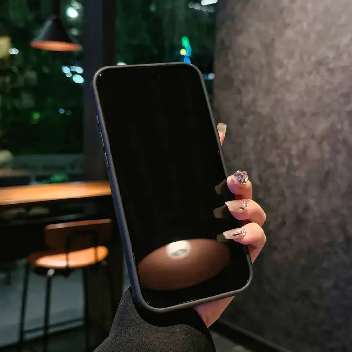 シャネル iphone18pro 携帯ケース レディース 人気