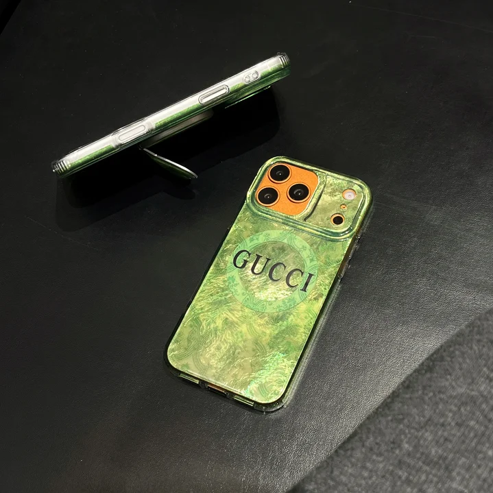 グッチ iphone18proケース magesafe