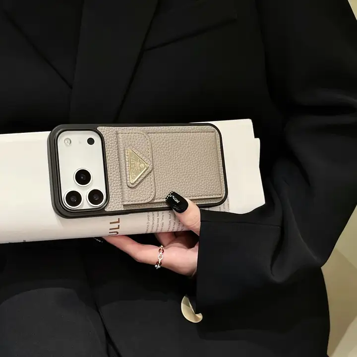 プラダ iphone18proケース マグネット スイッチ カード収納