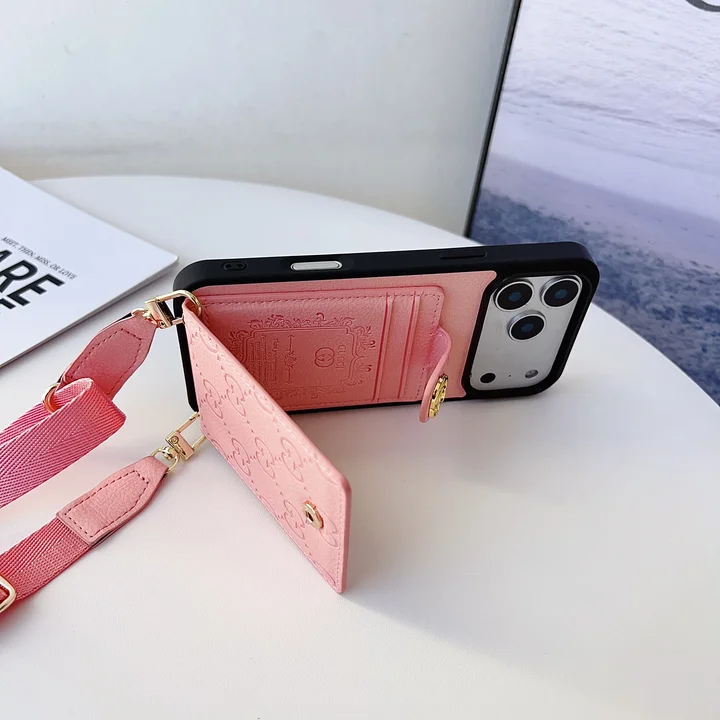 Gucci iphone18promaxケース GG エンボスレザー
