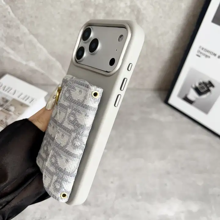 ディオールiphone18proケース カード 入れ