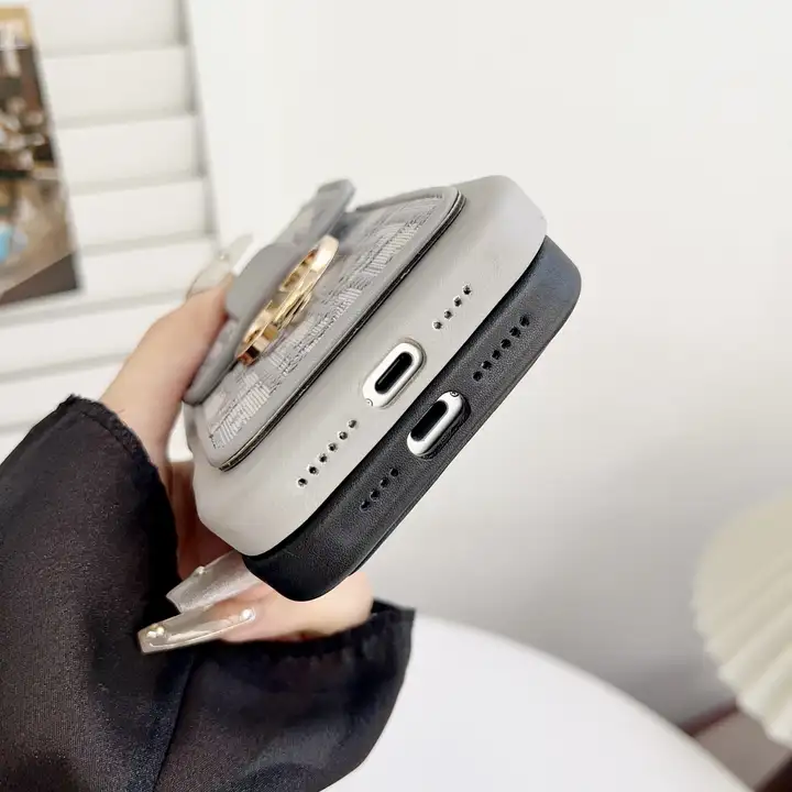 dior iphone18pro 携帯ケース 背面 収納