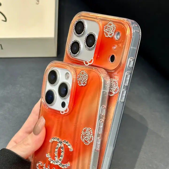 キラキラ iphone18 シャネル 携帯ケース