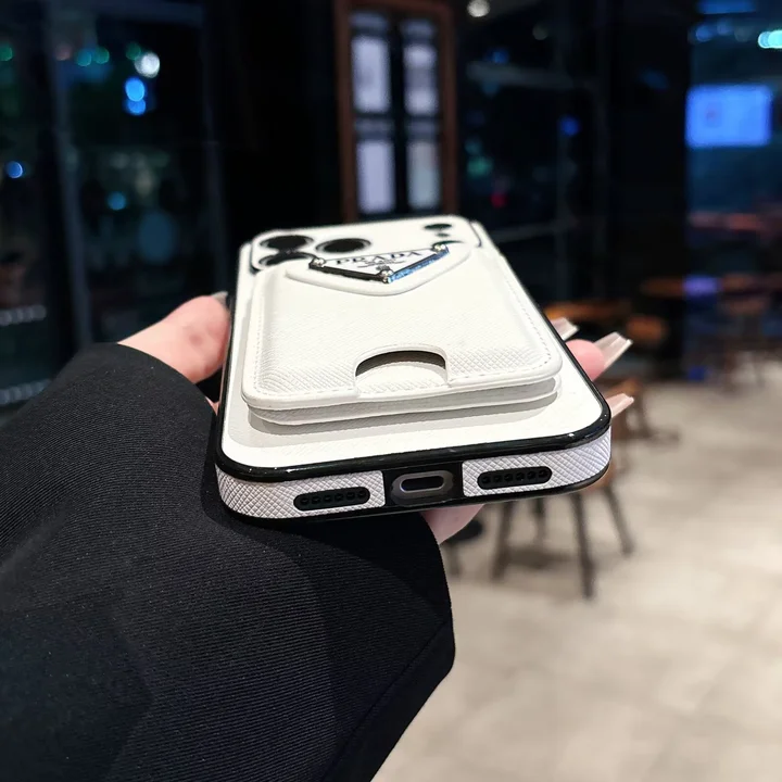 prada iphone18proケース 背面 収納