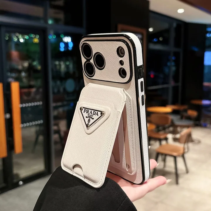 prada iphone18pro携帯ケース 一体型 レンズ保護
