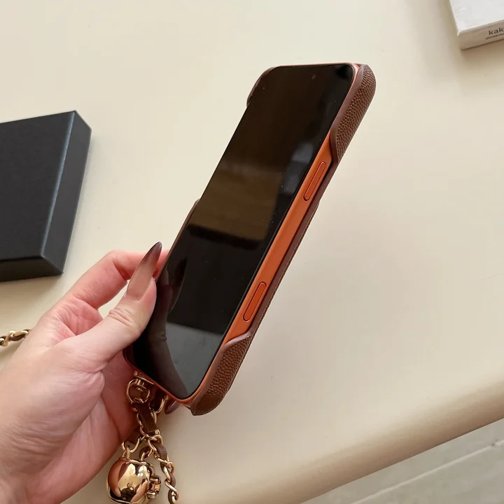 chanel iphone18proケース ストラップ付き