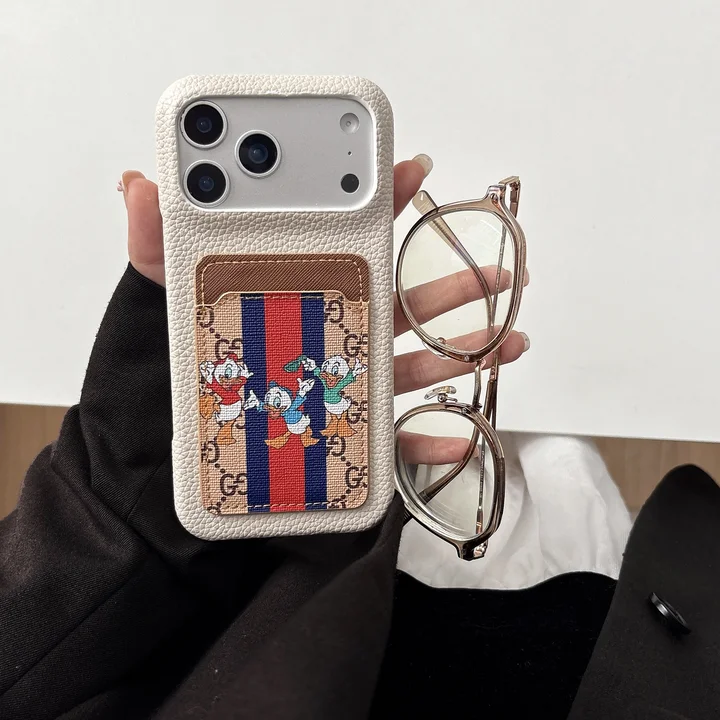 グッチ iphone18proケース 背面 カード収納