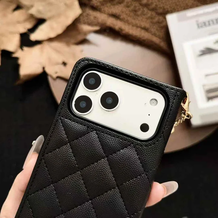 gucci iphone18promaxケース キャビアスキン