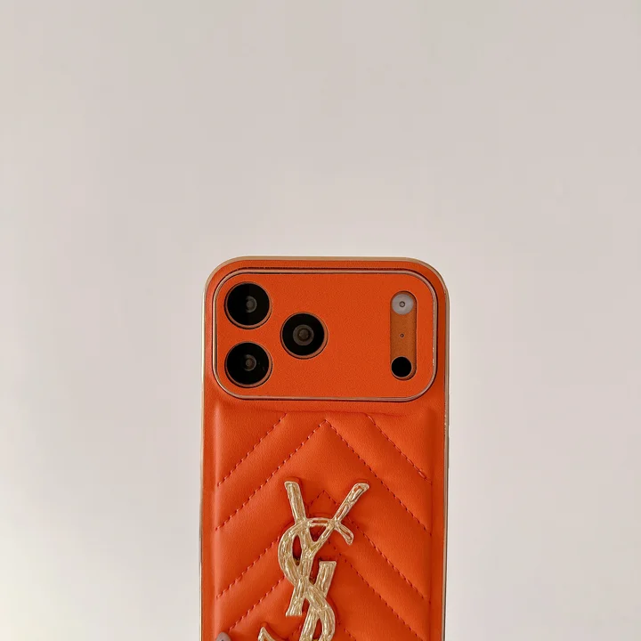 サンローラン iphone18proケース 一体型 カメラ保護