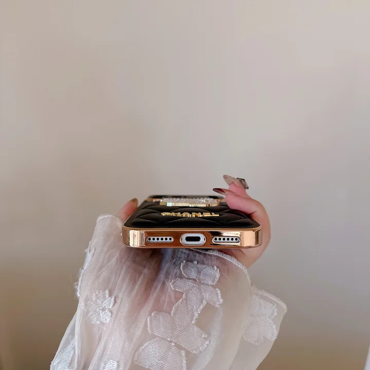 chanel iphone18pro ケース バンパー 金属感