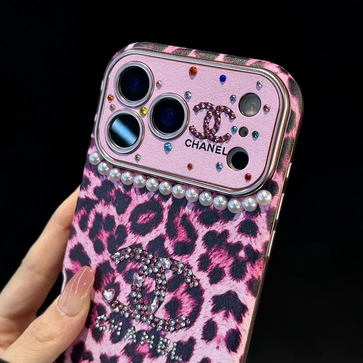 シャネル 大きいカメラ窓 iphone18ケース