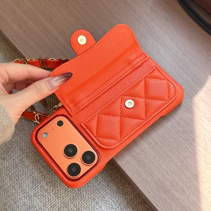 シャネル iphone18promaxケース 手首 チャーム