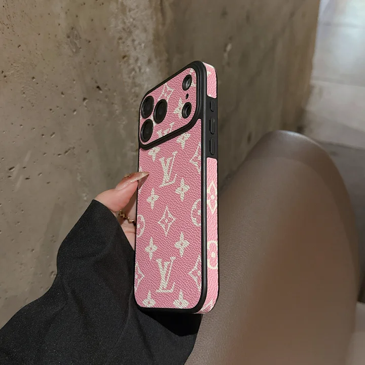 Vuitton iphone18 携帯ケース 一体型 レンズ保護