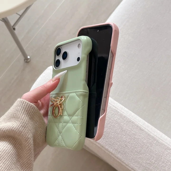Dior iphone18proケース 背面 カード収納