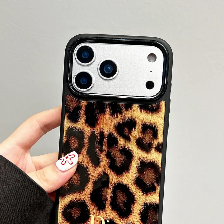 ディオール iphone18promaxケース オトナ女子 ヒョウ柄 