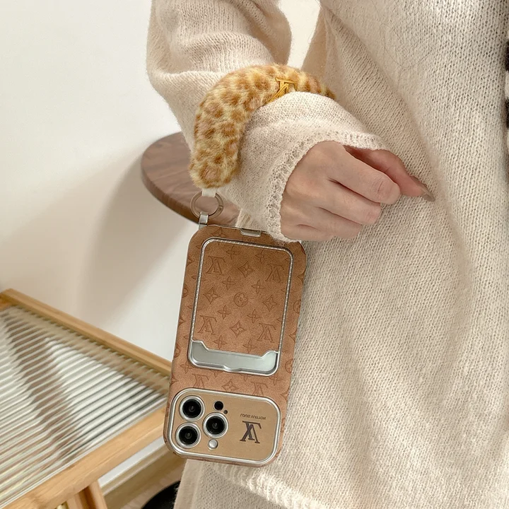 ルイヴィトン iphone18 ケース もこもこ 手首 ストラップ