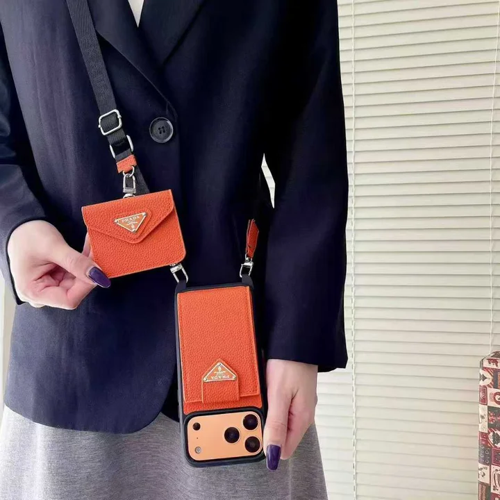 Prada iphone18proケース 背面 カード収納