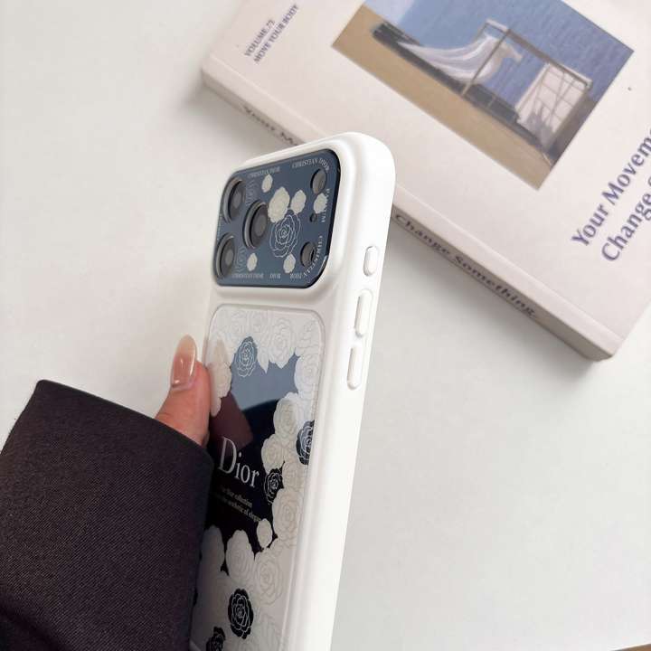 ディオール iphone18proケース カメラ一体型