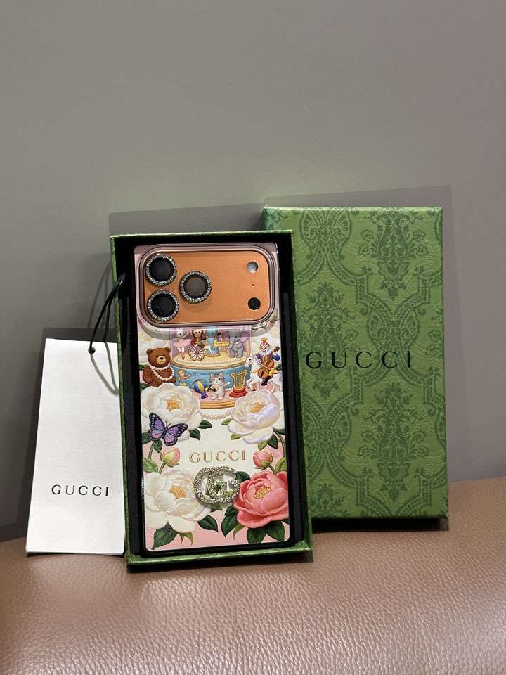 グッチ iphone18promax ケース キラキラ かわいい