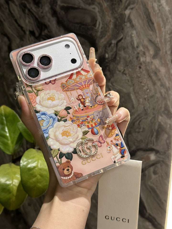 Gucci iphone18promaxケース キラキラ GGロゴ