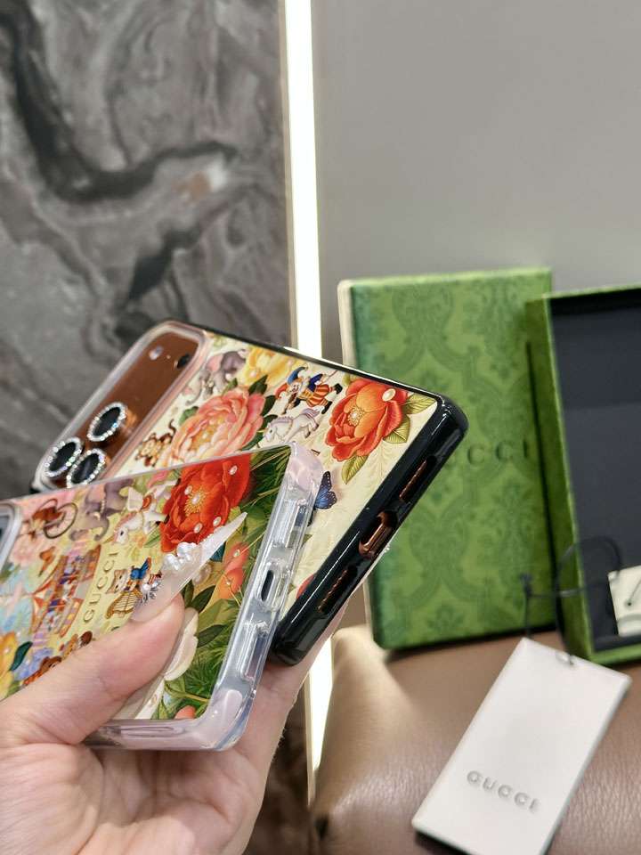 グッチ プリント スマホケース
