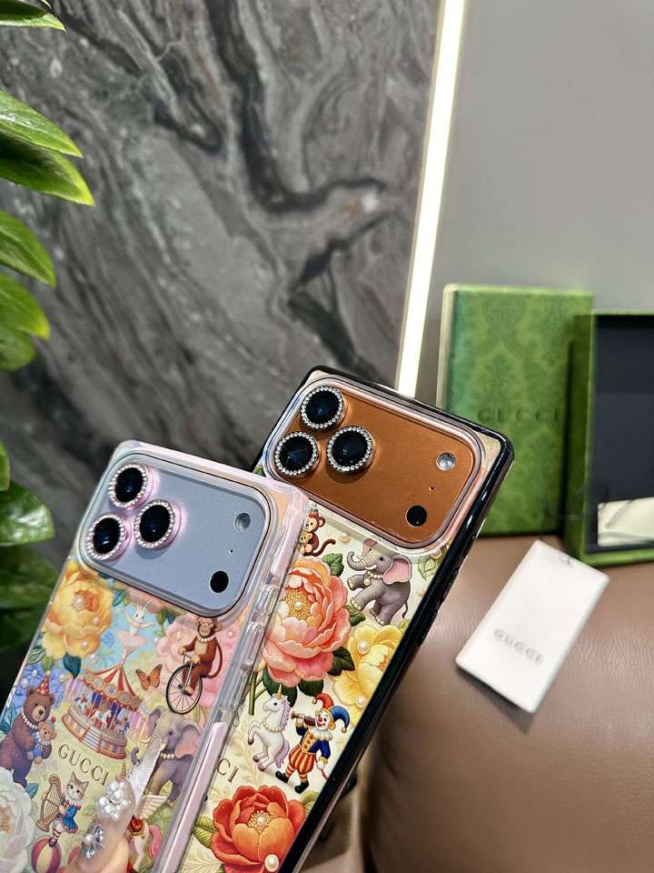 グッチ iphone18proケース レディース 人気満点