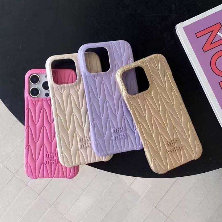 ミュウミュウ iphone18promax 携帯ケース 立体ロゴ
