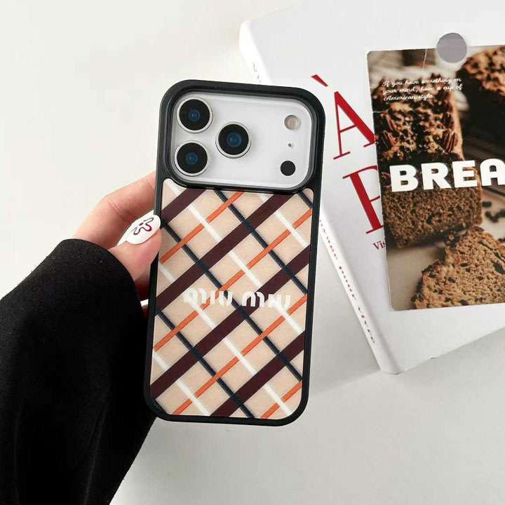 ミュウ ミュウ iphone18proケース フチ高設計 レンズ保護