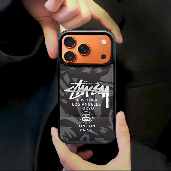 ステューシー iphone18proケース ダウンジャケット風