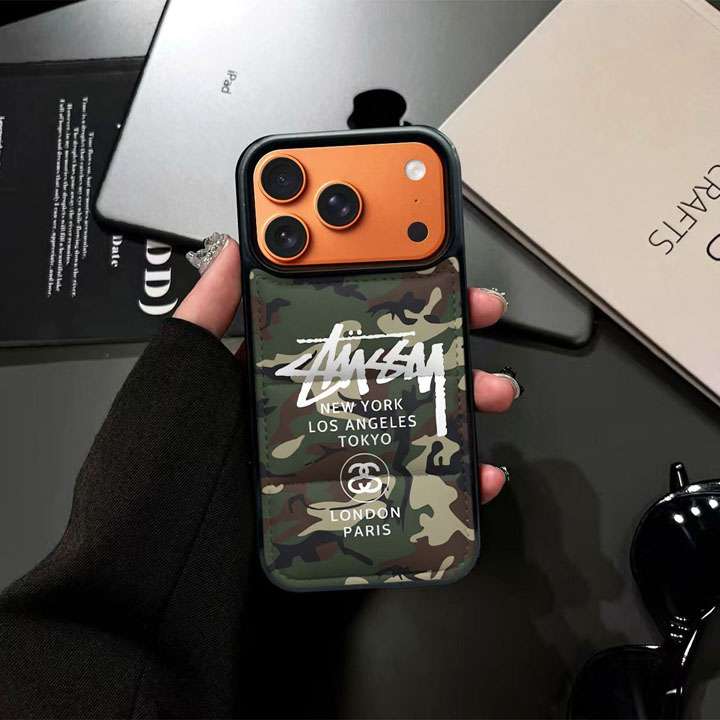 ステューシー iphone18proケース ダウン 柔軟