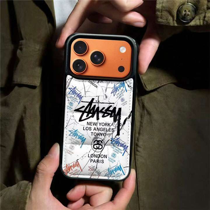 ステューシー iphone18proケース ダウンジャケット風