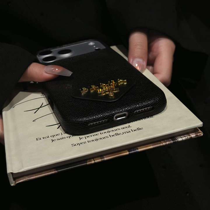 PRADA iphone18proケース ゴールド 三角ロゴ